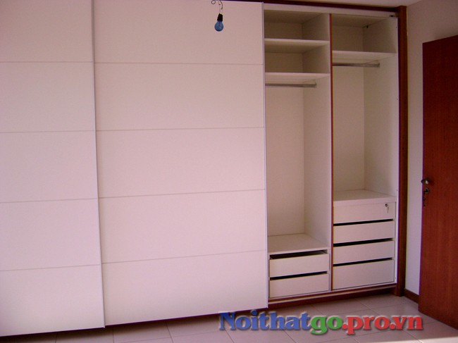 tủ quần áo âm tường