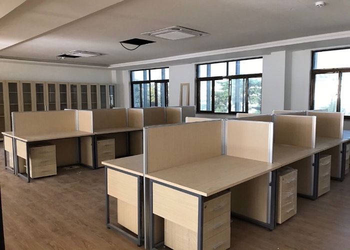 vách ngăn bàn làm việc